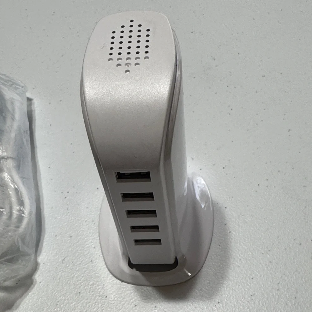 White AC/DC Power Charger NWOT